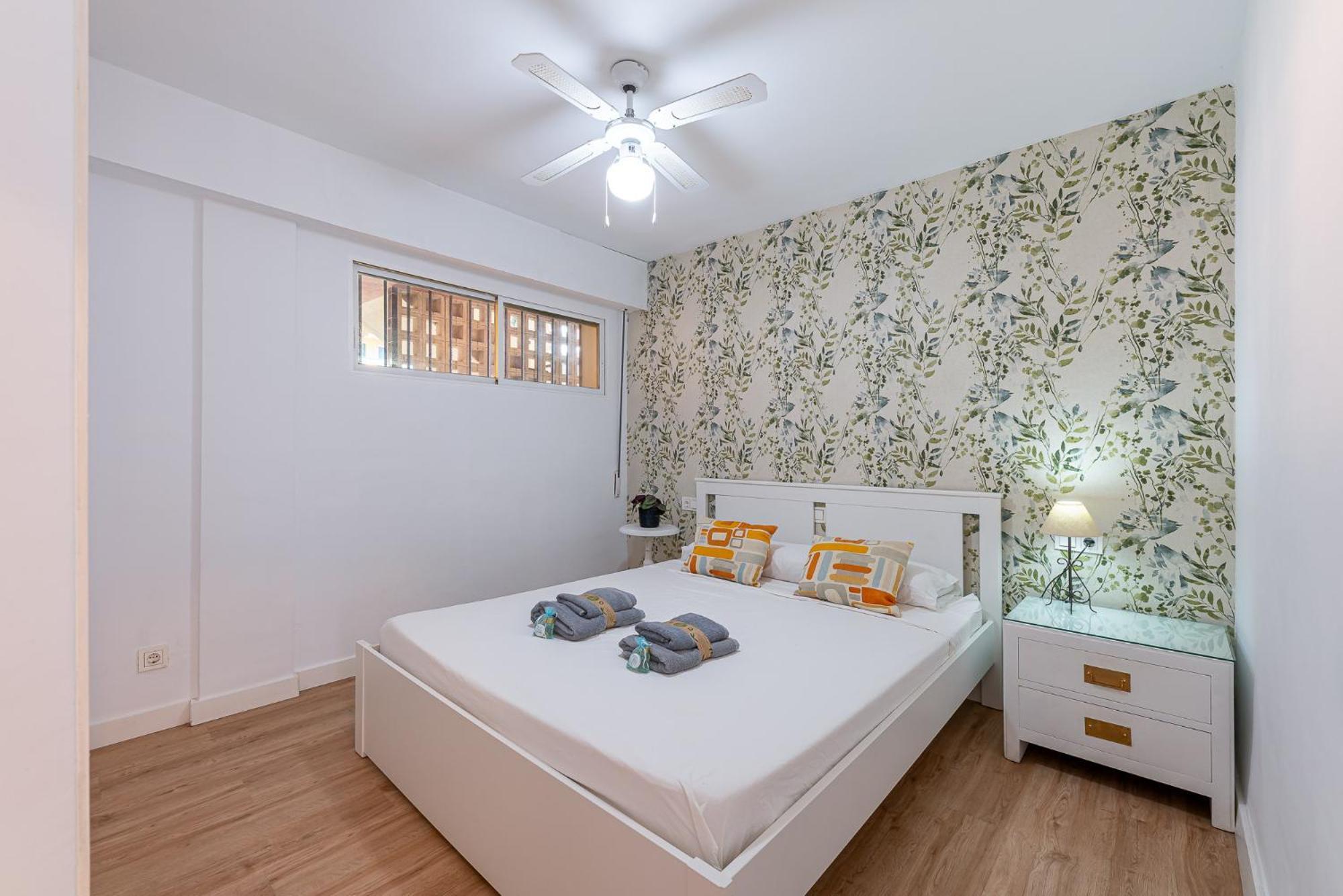 797 Holiday Rentals - Moderno Piso En Primera Linea De Playa Torremolinos Exterior photo