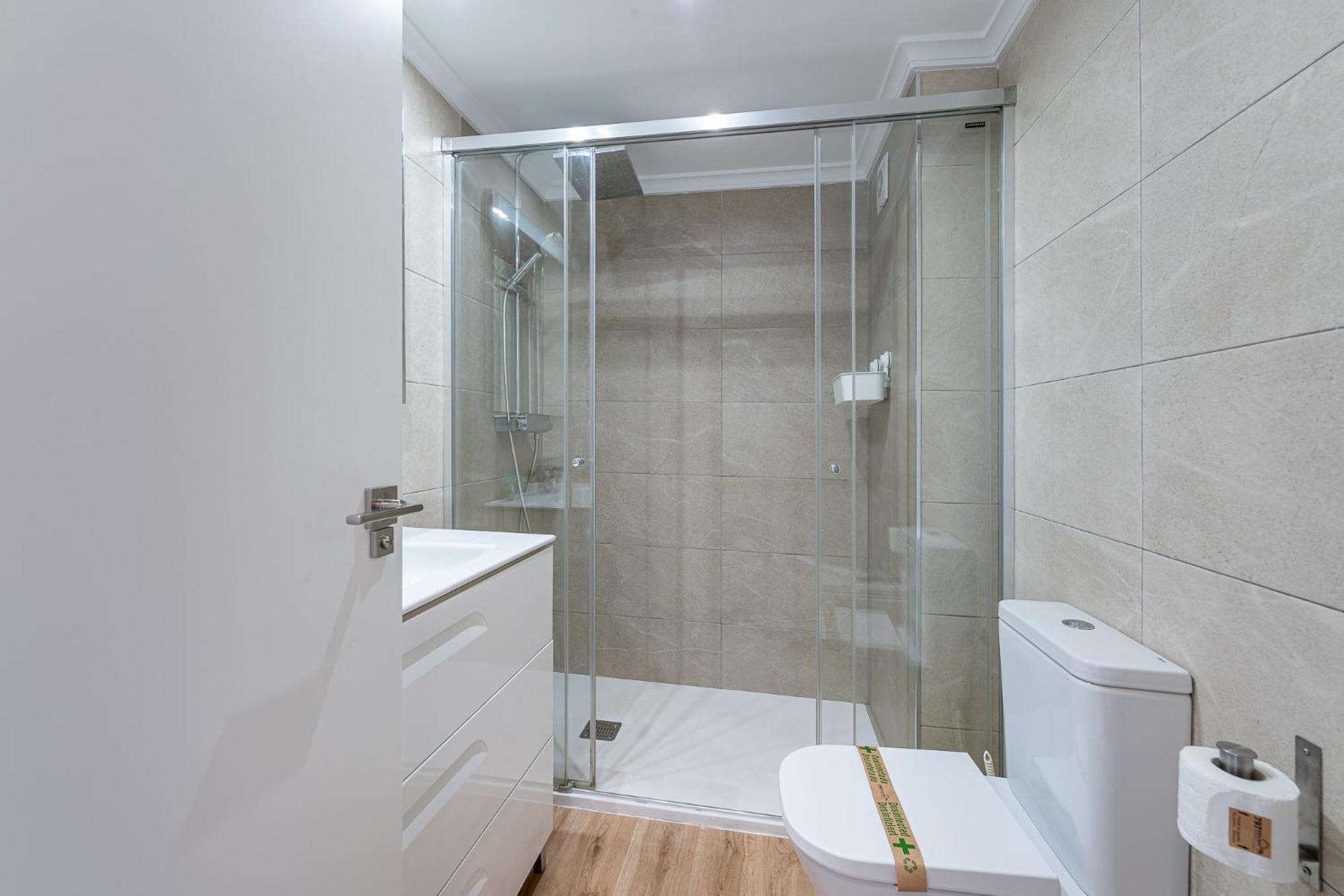 797 Holiday Rentals - Moderno Piso En Primera Linea De Playa Torremolinos Exterior photo
