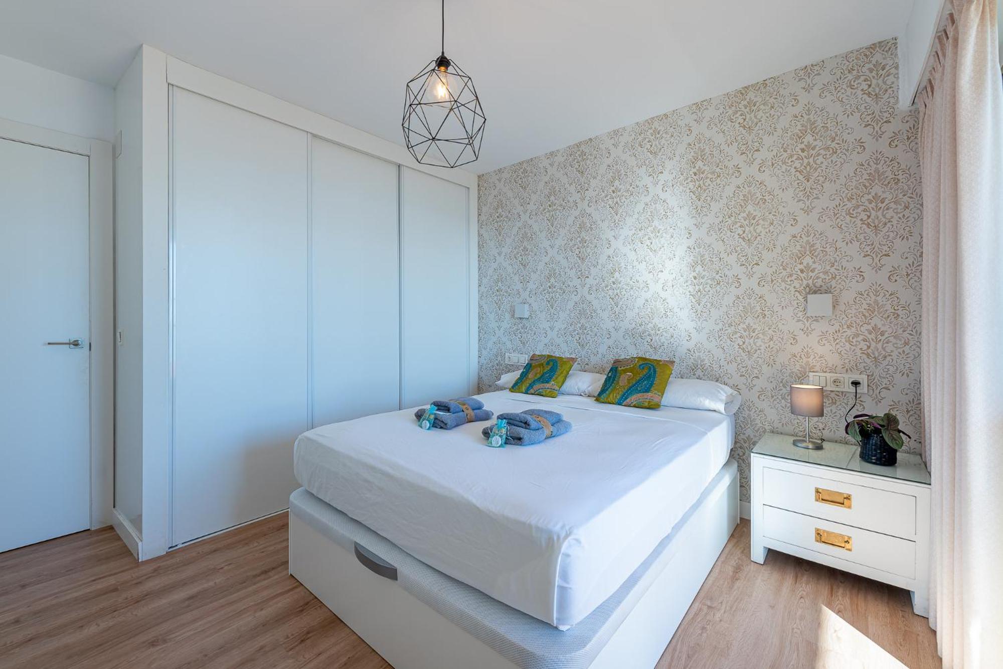 797 Holiday Rentals - Moderno Piso En Primera Linea De Playa Torremolinos Exterior photo